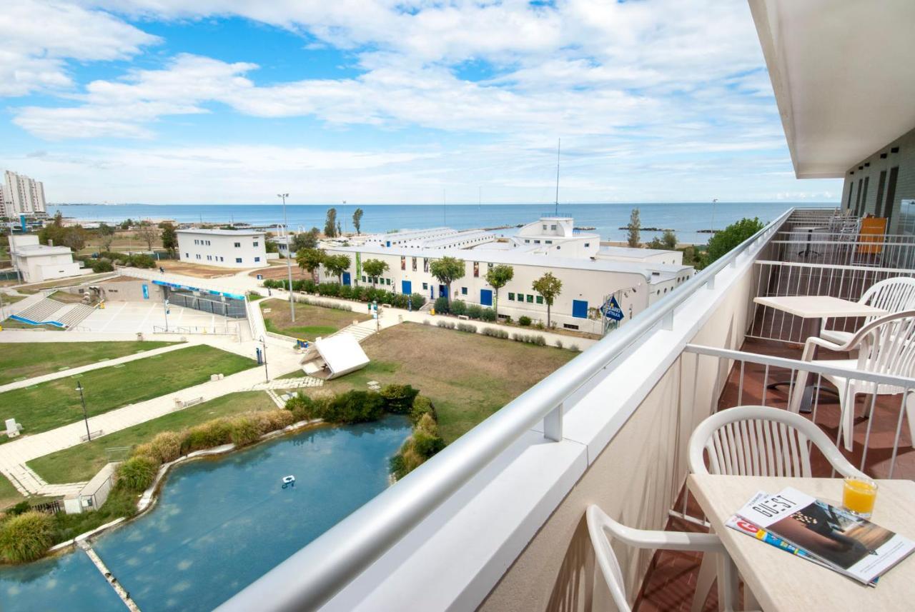 Hotel Cormoran Cattolica Dış mekan fotoğraf