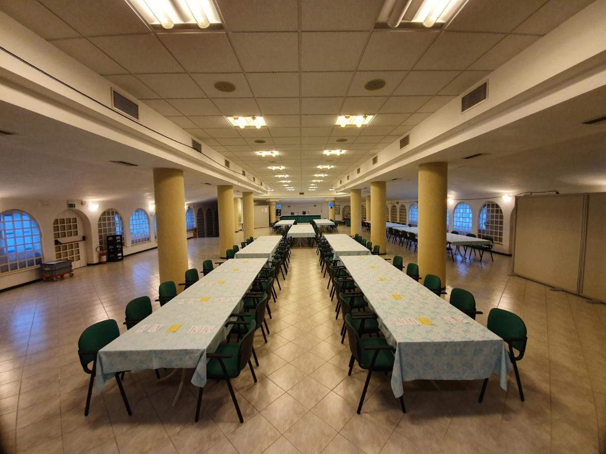 Hotel Cormoran Cattolica Dış mekan fotoğraf