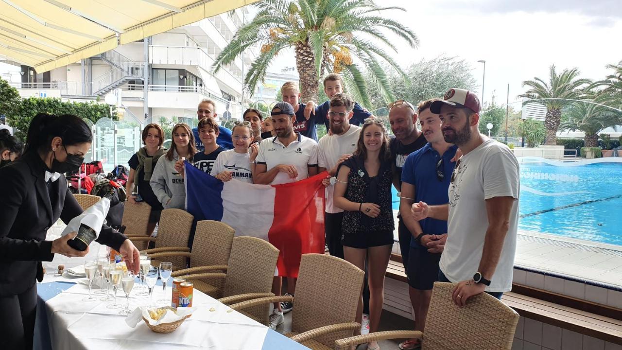 Hotel Cormoran Cattolica Dış mekan fotoğraf