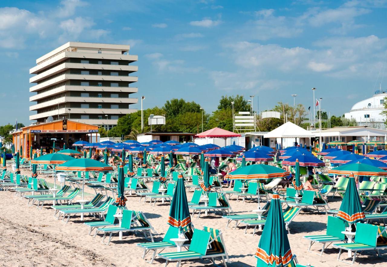 Hotel Cormoran Cattolica Dış mekan fotoğraf